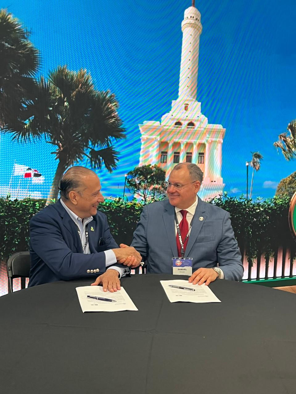 Cámara de Comercio  de Santiago y NSA conectarán el Cibao con Nueva York