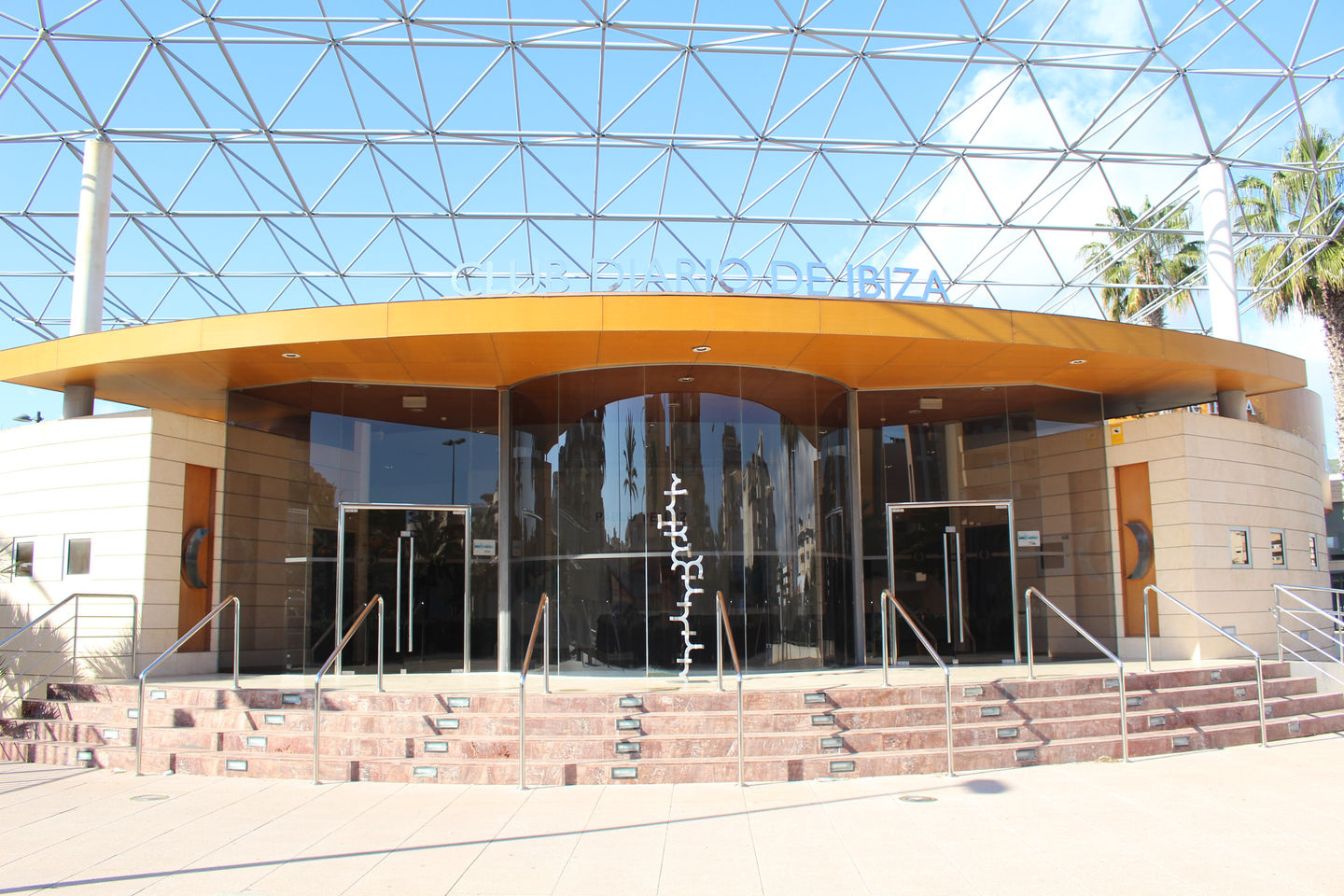 Sala de exposiciones del Club Diario de Ibiza. Ibiza. 2017.