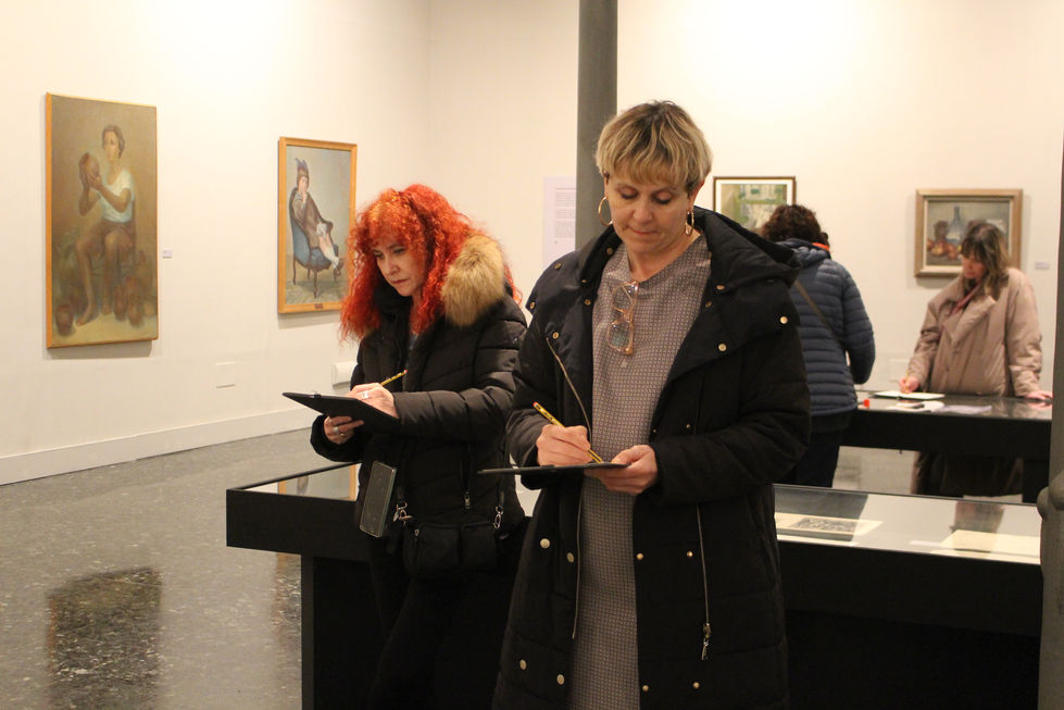 Exposición "Escoita o mar. Retrospectiva do artista Francisco Torrón".