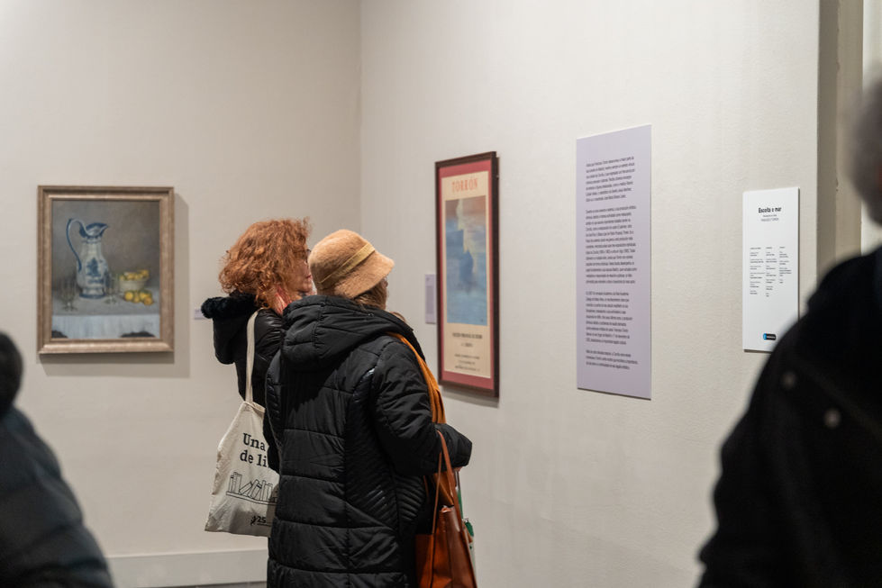 Exposición "Escoita o mar. Retrospectiva do artista Francisco Torrón".