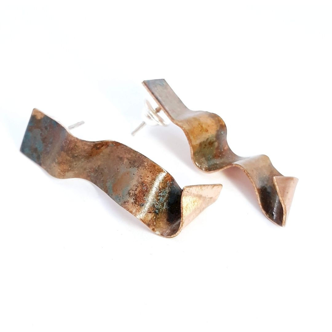 brinco fita de cobre oxidado - atelie daniela magen