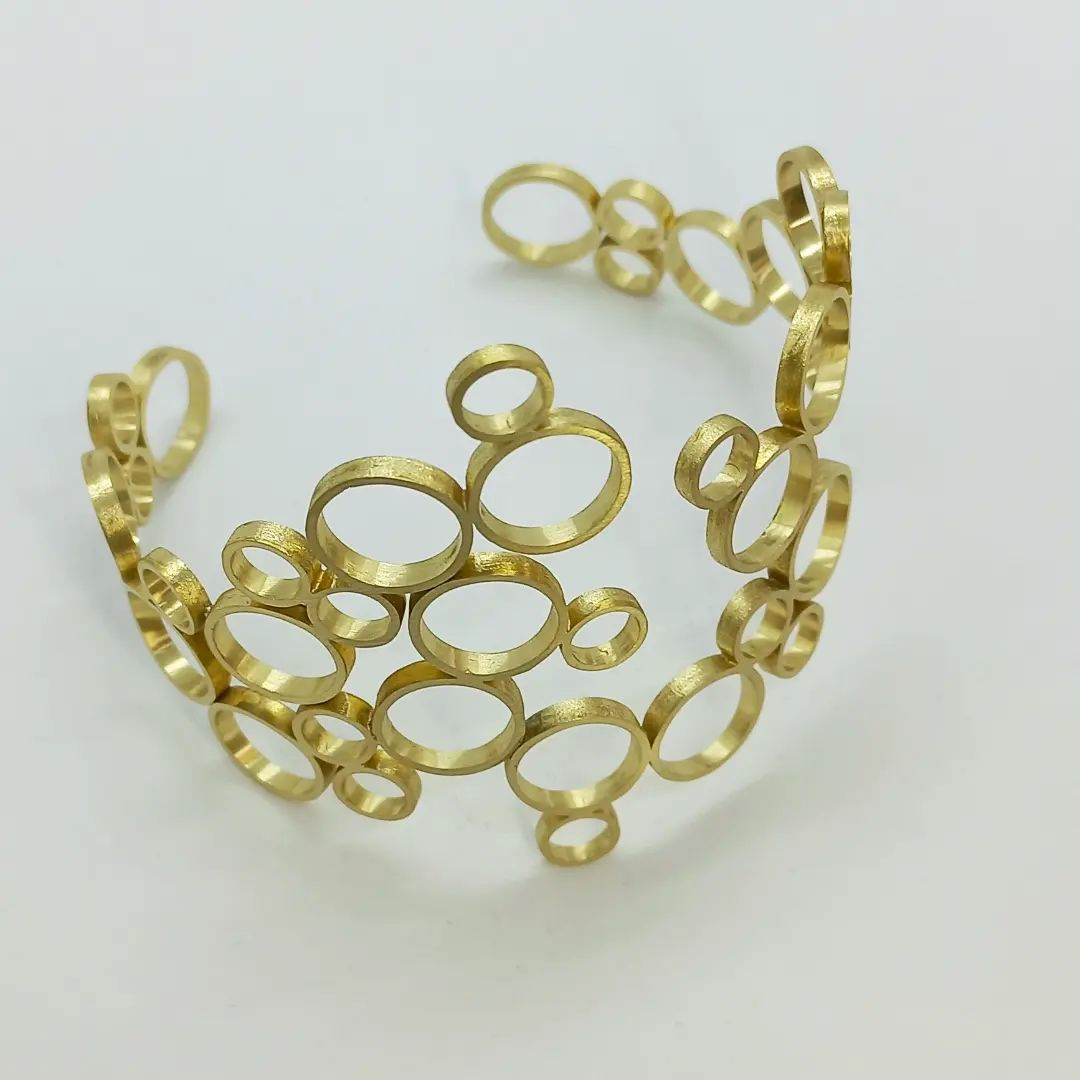 Bracelete / pulseira círculos em latão, prata ou ouro - atelie daniela magen