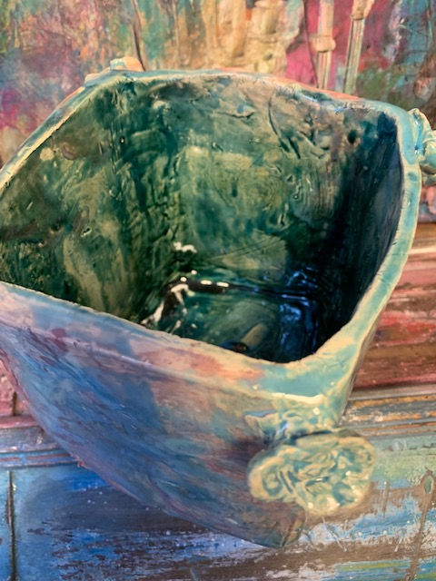 Miniature : Pot avec fleurs en reliefs