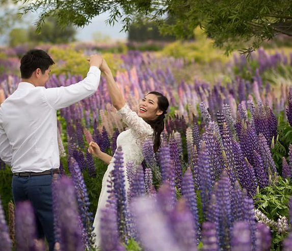 Elopement_Package_Lupins_Lake_Tekapo_NewZealand