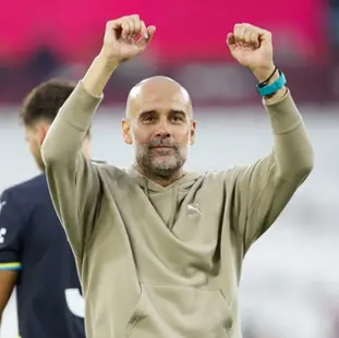 Pep Guardiola believes that Manchester City can stun Arsenal in the Premier League title race