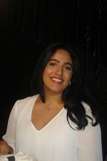 Simar Hunjan Headshot.jpg