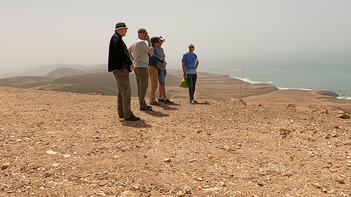 Gleitschirmpiloten am Startplatz von Lakzira.