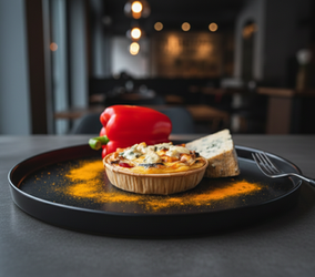 quiche de berenjena, pimientos rojos y queso azul