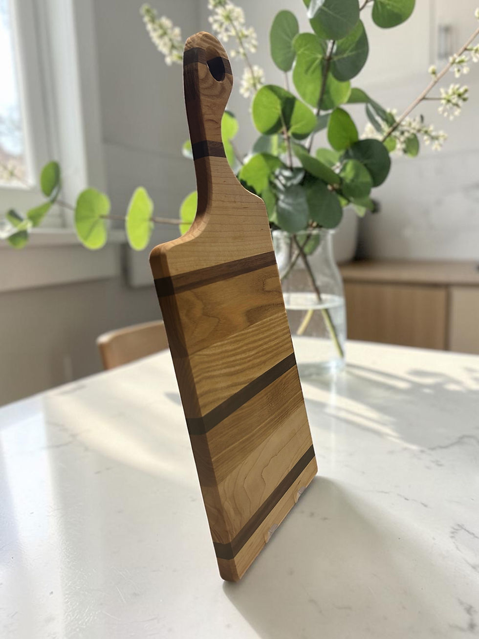 Thumbnail: Solid wood cutting board with handle