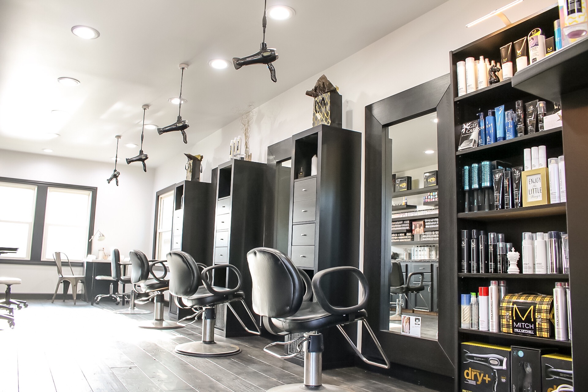 Luxury Beauty Salon Hair Salon Brooklyn MI Salon Rushelle