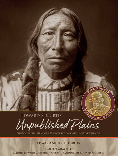 エドワード.S.カーティスEDWARD S. CURTIS 洋書/写真集 Edward S. Curtis: Hans Christian Adam: 9780760783658: Amazon