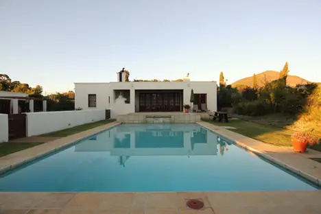 vineyard house with swimming pool