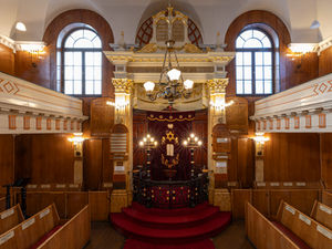 Sandys Row Synagogue looks to the Future
