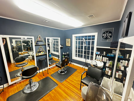 What is a Salon Suite? When Should I Move Out on My Own and Rent a Suite? How Do I Know I’m Ready? How Do I Get Ready?