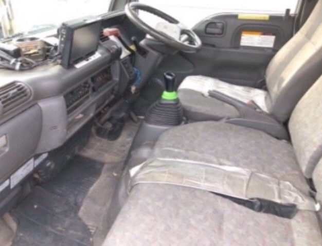 Thumbnail: NISSAN Condor  Aerial Work  Year - 2002 Cc - 4,770 Col