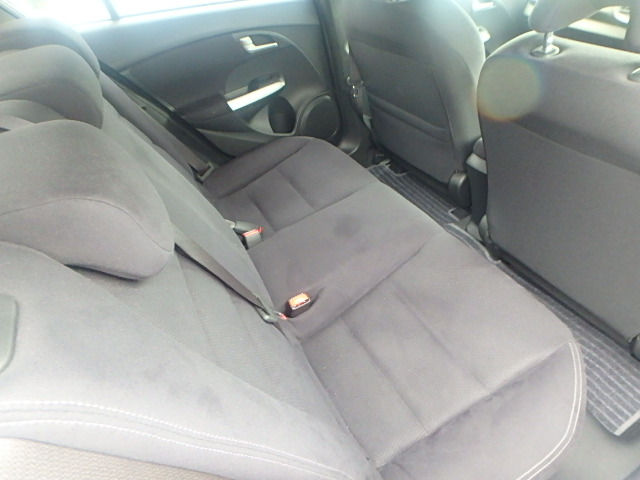 サムネイル： ホンダインサイト