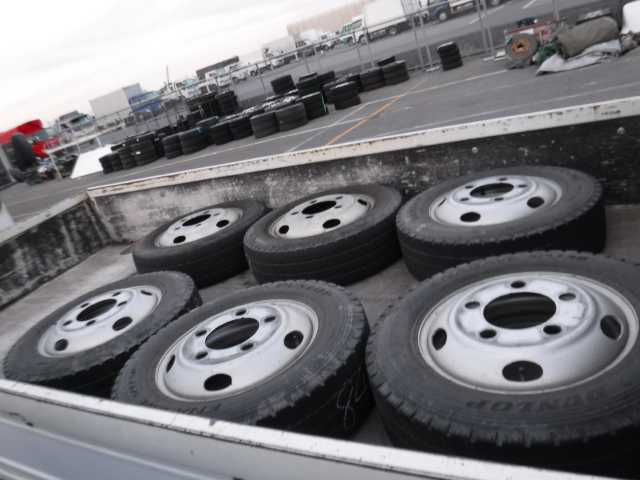 Thumbnail: Isuzu Elf Flat Body Year - 2013 Cc - 3000  Color - White