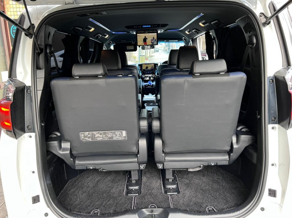 Thumbnail: Toyota Vellfire ZA-Ed Gold Eyes . Year - 2017 Cc- 2500 Color - Pearl