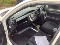 Thumbnail: Toyota Corolla Fielder 1.5 X Year - 2016/7 Cc - 1500 Color - Pearl White