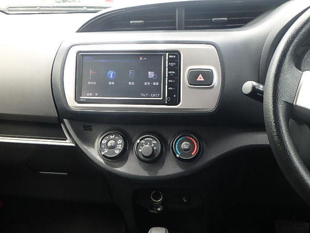 Thumbnail: Toyota Vitz F Year : 2016/8 Cc : 1000 Color : Silver Km : 63,880