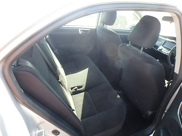 Thumbnail: Toyota Axio G Hybrid  1.5  Year - 2017  Cc - 1500 Color -Silver Km -9,7000