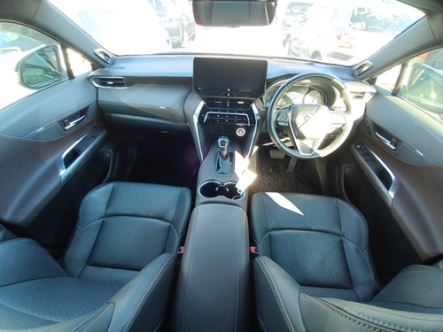 Toyota Harrier Z Leather Hybrid | TMT Corporation