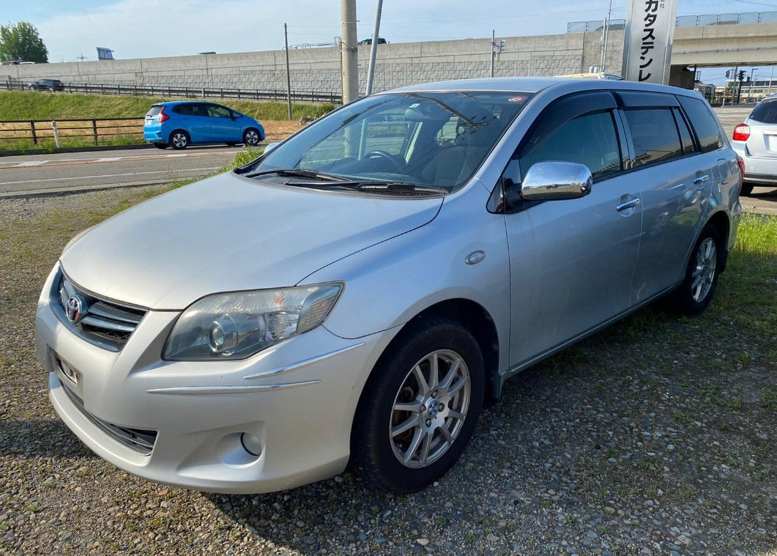 Toyota Fielder X-HID Ltd. Year - 2010 Cc - 1500 Color - Silver