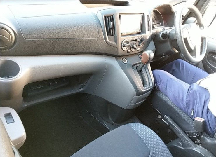 Миниатюра: Nissan NV200 Premium GX Year - 2016 Cc - 1600 Color -Grey