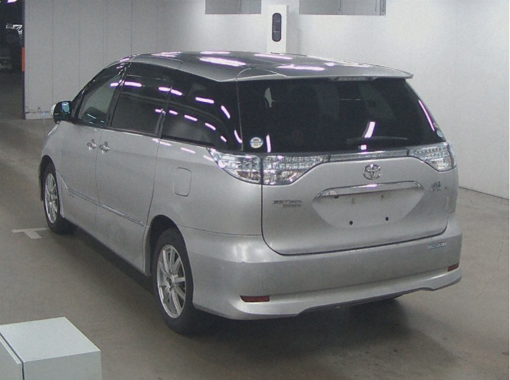 Миниатюра: Toyota Estima X Hybrid 4WD Год - 2009/11 Cc - 2400 Цвет - Серебристый