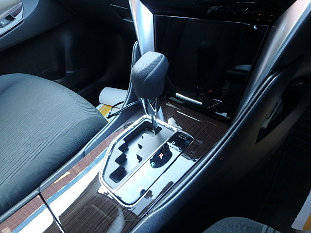 Миниатюра: TOYOTA PREMIO