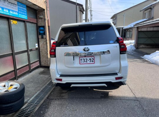 Thumbnail: Toyota  Landcruiser Prado TX L. Year - 2019  Cc- 2700 Color - Pearl