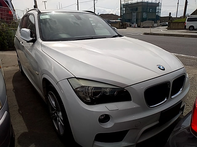 Миниатюра: BMW X1 S-Drive 18i Year - 2011 Cc - 2000 Color - White