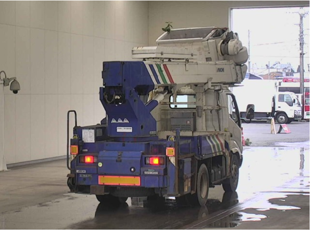 Thumbnail: Toyota Dyna Aerial Work Vehicle Year - 2003 Cc - 5,300 Color - White