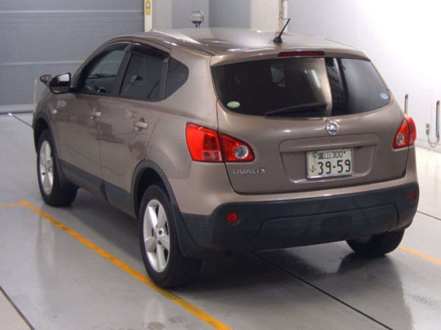 Миниатюра: Nissan Dualis 20G Year - 2008 Cc - 2000 Color - Champeign