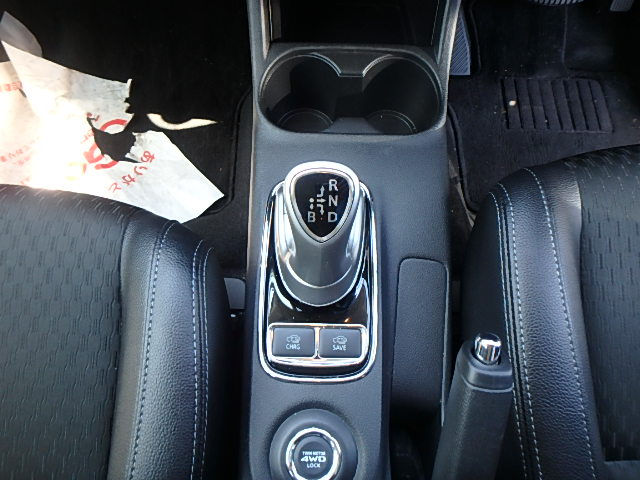 Миниатюра: MITSUBISHI OUTLANDER