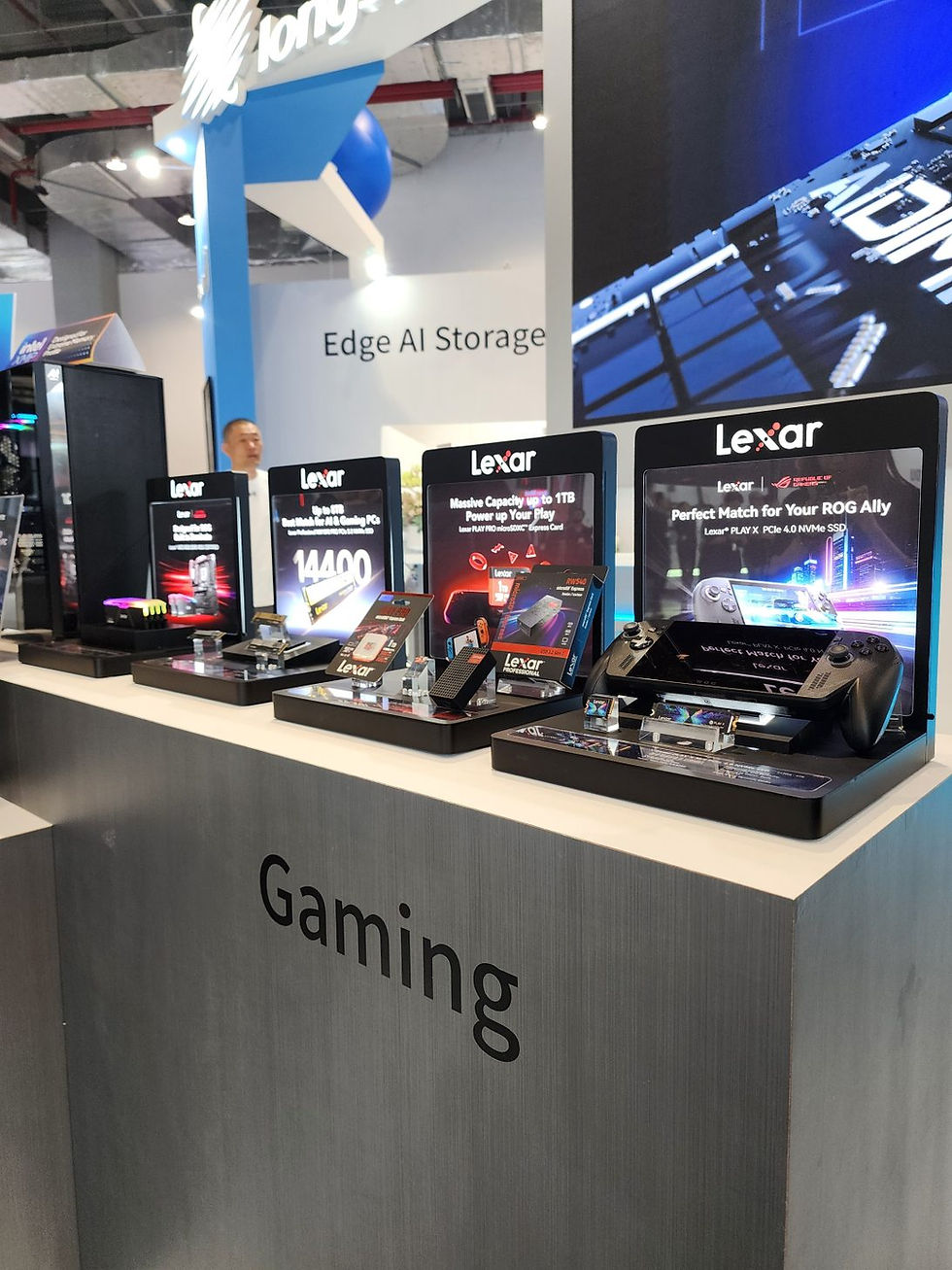 Lexar presenta soluciones dedicadas a la IA y lleva sus SSD Pro & Play a un nuevo nivel; también se ha anunciado la memoria ARES DDR5 con certificación ROG.