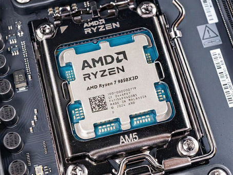 AMD Ryzen 7 9850X3D SKU con una potencia térmica nominal (TDP) de 120 W y número de pieza indicado en el documento de envío.