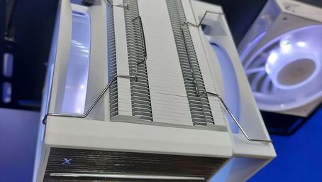 Xeron presenta en la Gamescom sus disipadores de aire para CPU Nex A61 ARGB y ventiladores para chasis económicos.