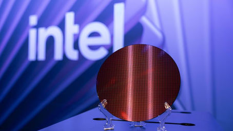 El encapsulado EMIB-T de Intel atrae a otros dos proveedores taiwaneses al ámbito de las TPU de Google, mientras el CoWoS de TSMC se ve sometido a una gran presión
