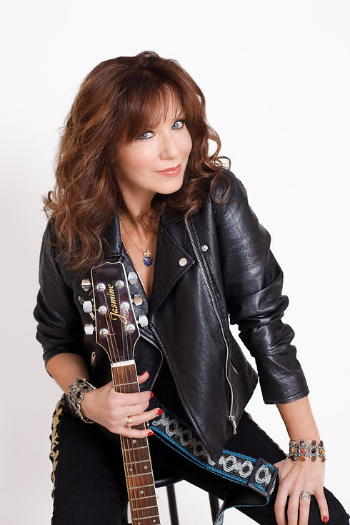 Gabrielle de Val 2.jpg