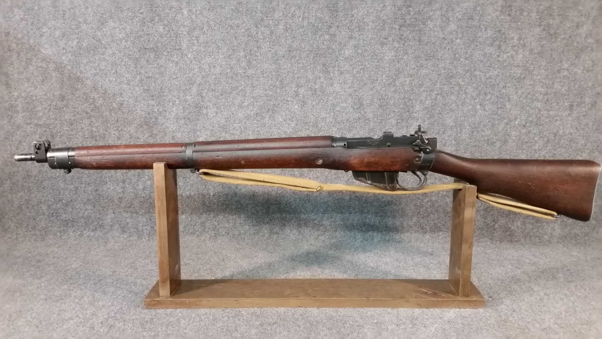 British Enfield No. 4 Mk. 1 Long Branch