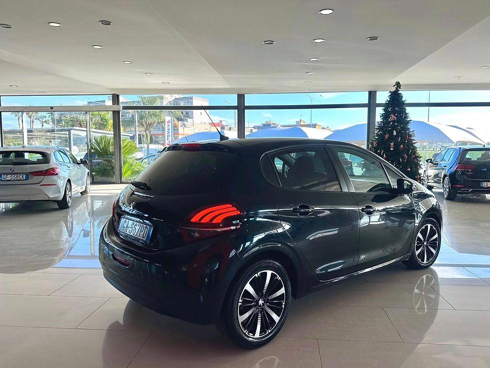 Miniatura: PEUGEOT 208 1.5 BlueHDi SIGNATURE 100cv