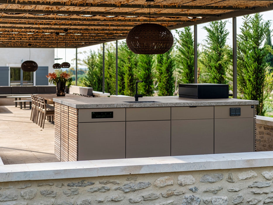 pergola et cuisine extérieure sur mesure