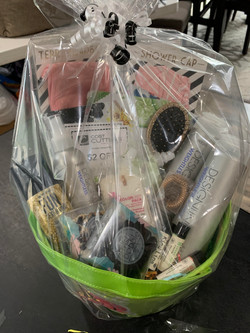 #44 - SALON GOODIES (COST CUTTERS)