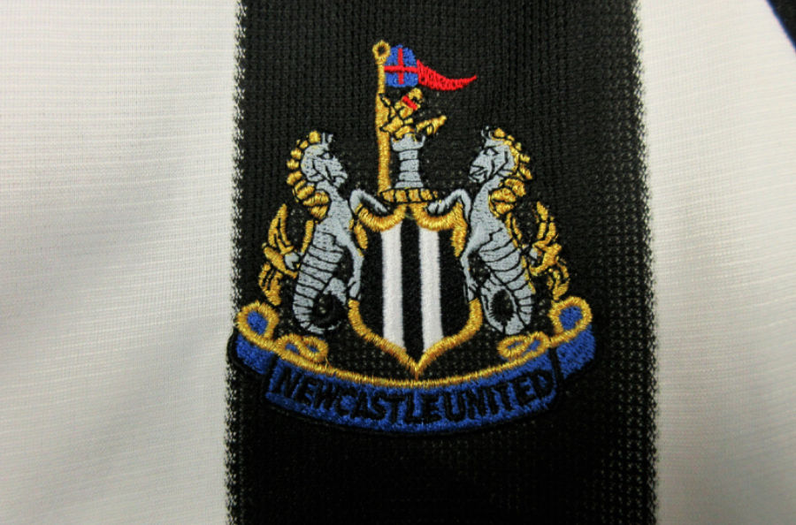 Miniatura: Newcastle 2006 Local 