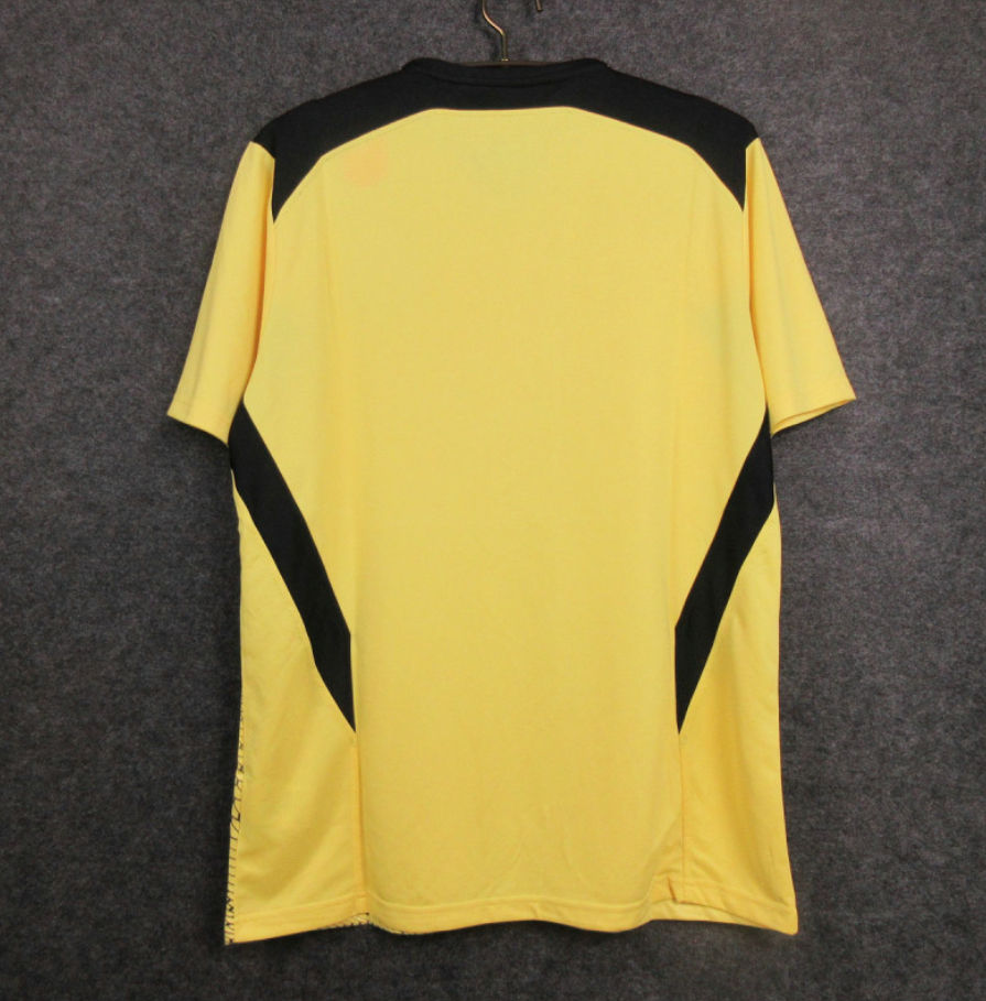 Miniatura: Liverpool 2005 Visitante 