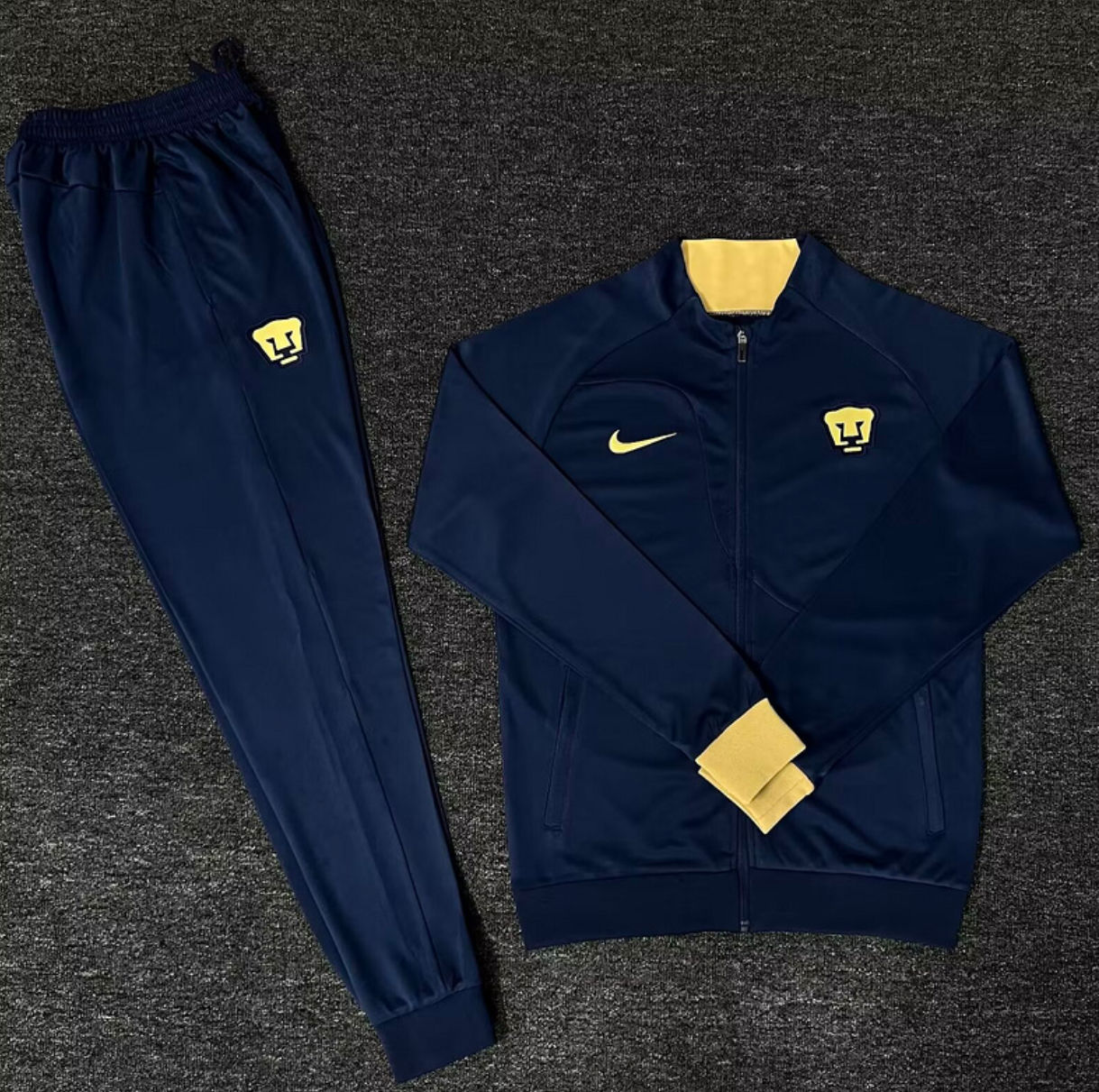 Chándal Pumas