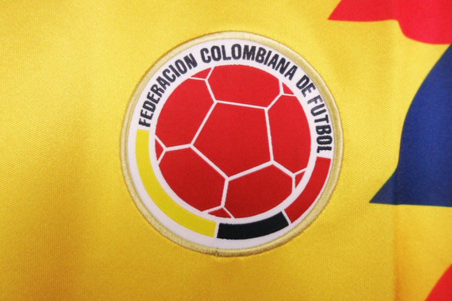 Miniatura: Colombia 1990 Local