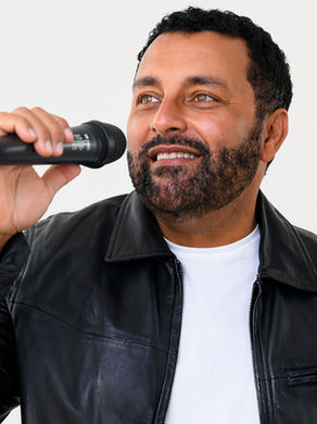 Cezar Pinheiro cantor forró baiano