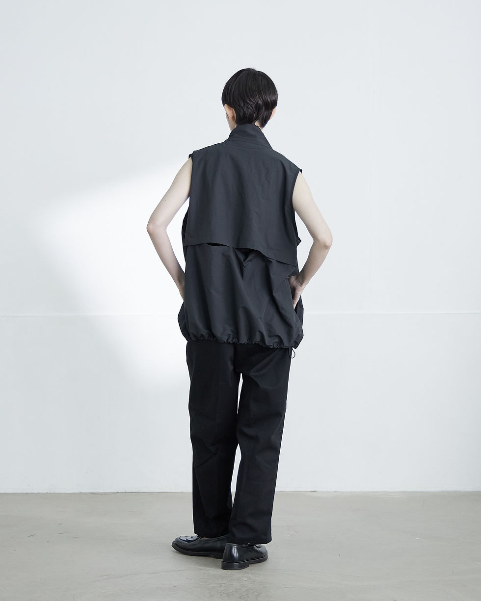 Thumbnail: HIGH NECK VEST-BLACK=